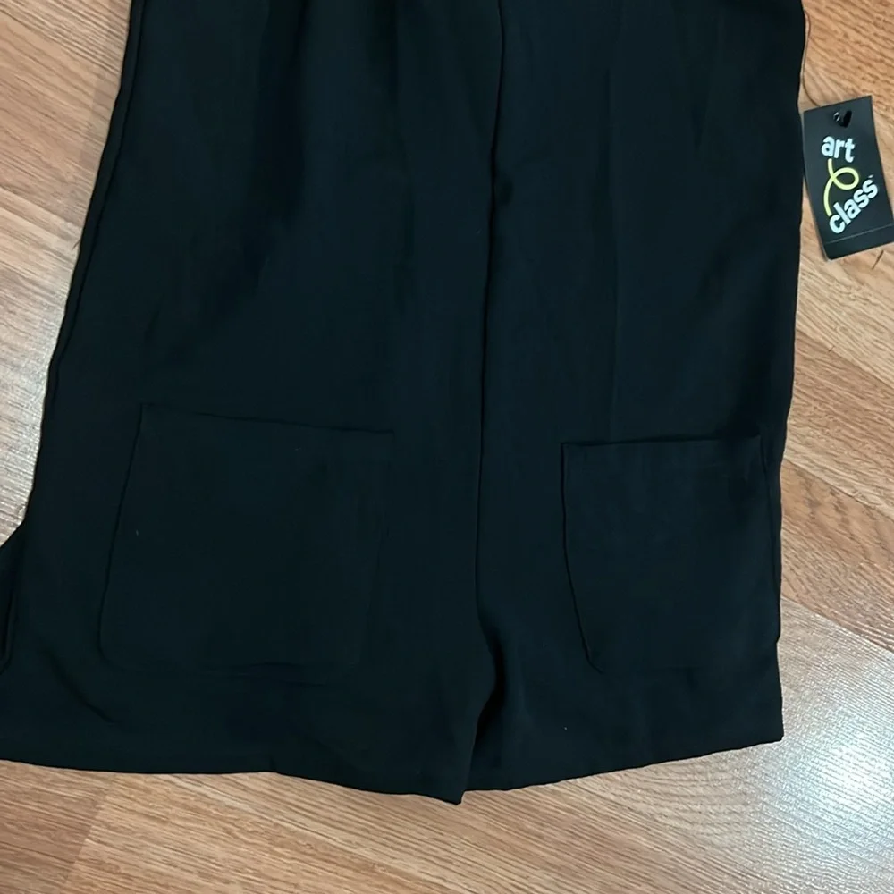 Art Class Black Romper Sz 7/8